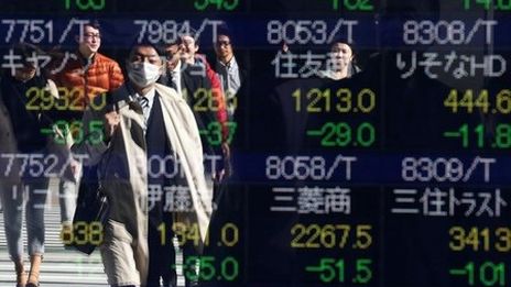 Japanese Equities Extend Gains as Wall Street Hits New Record Highs