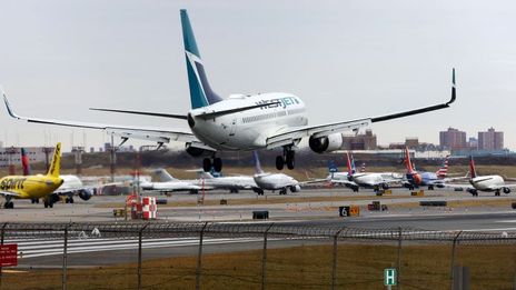 WestJet Airlines cancels flights expecting union strike